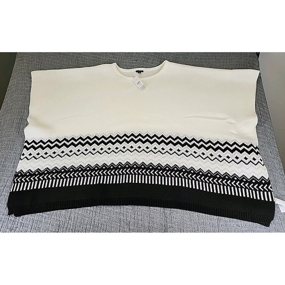 Ann Taylor Sweaters - Ann Taylor Poncho Sweater Size XS/S Fair Isle White /Black Knit NWT $119